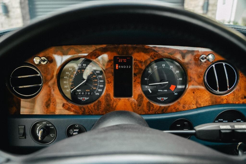 Bentley Continental view 16