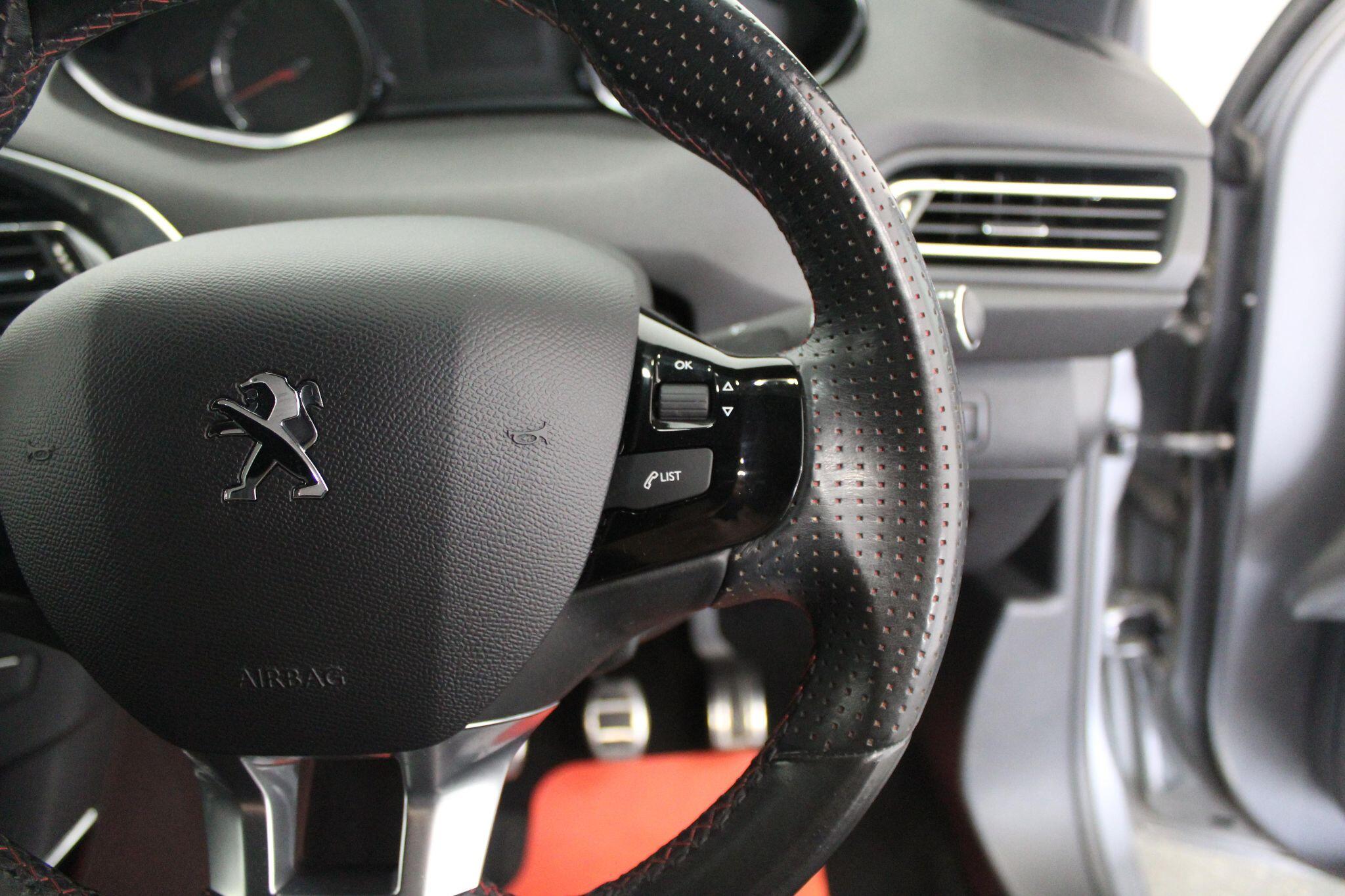 Peugeot 308 view 44