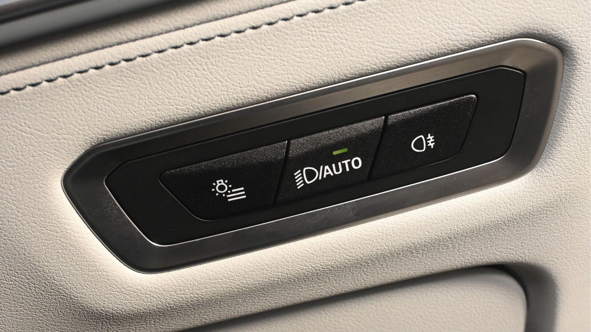 BMW XM view 25