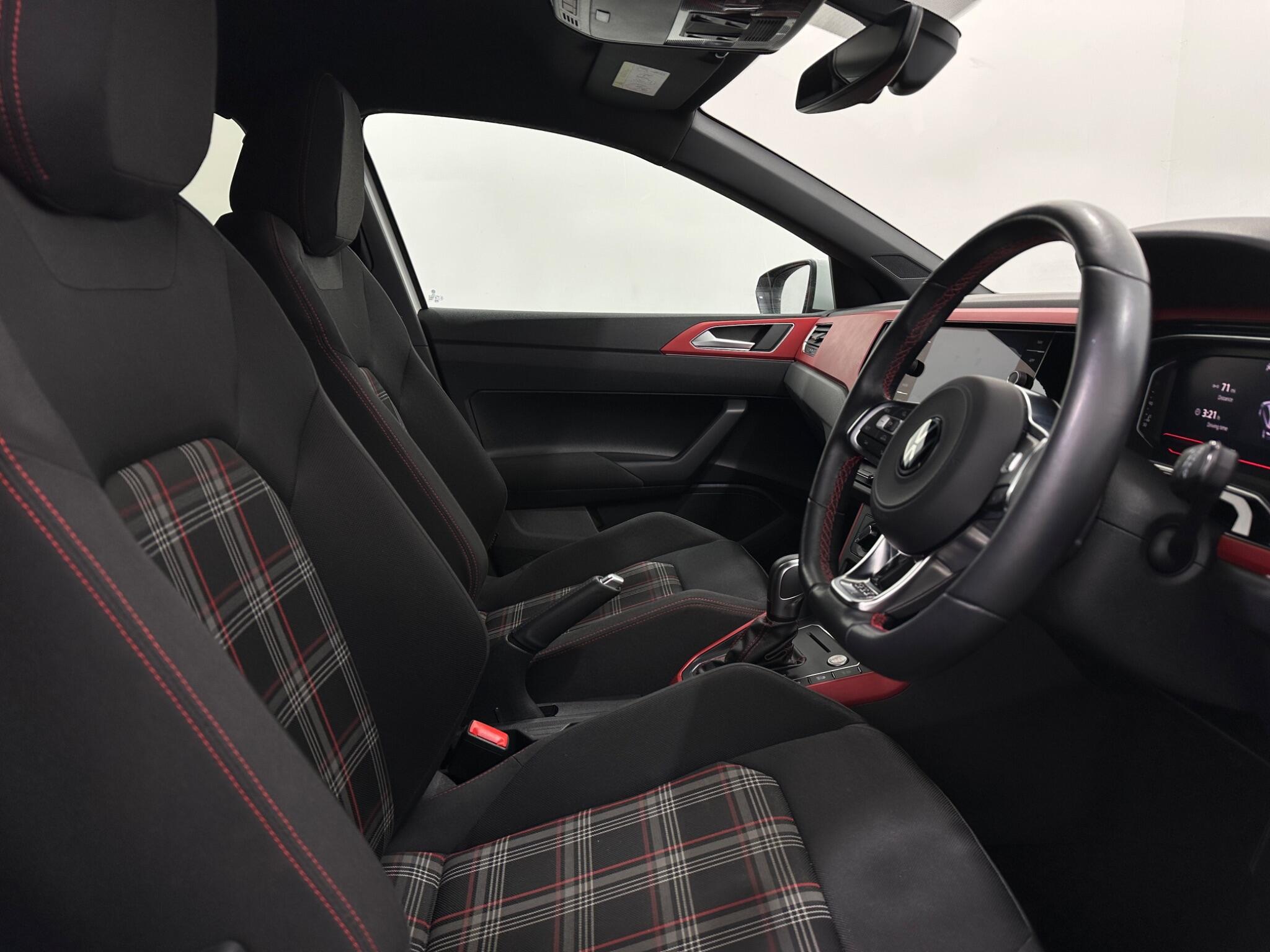Volkswagen Polo view 31