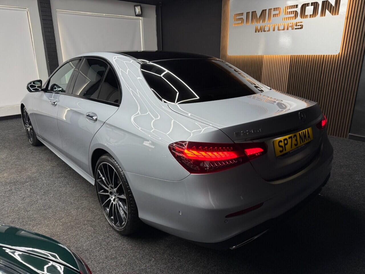 Mercedes-Benz E-Class view 5