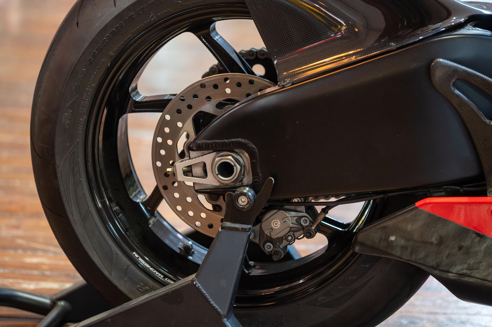 Ducati Desmosedici RR view 5