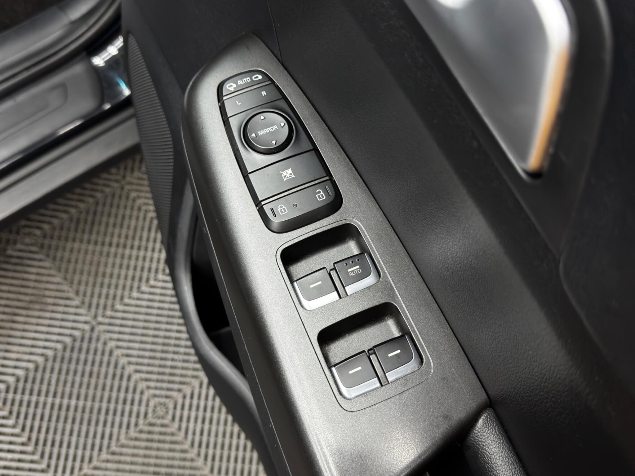 Kia Sportage view 38