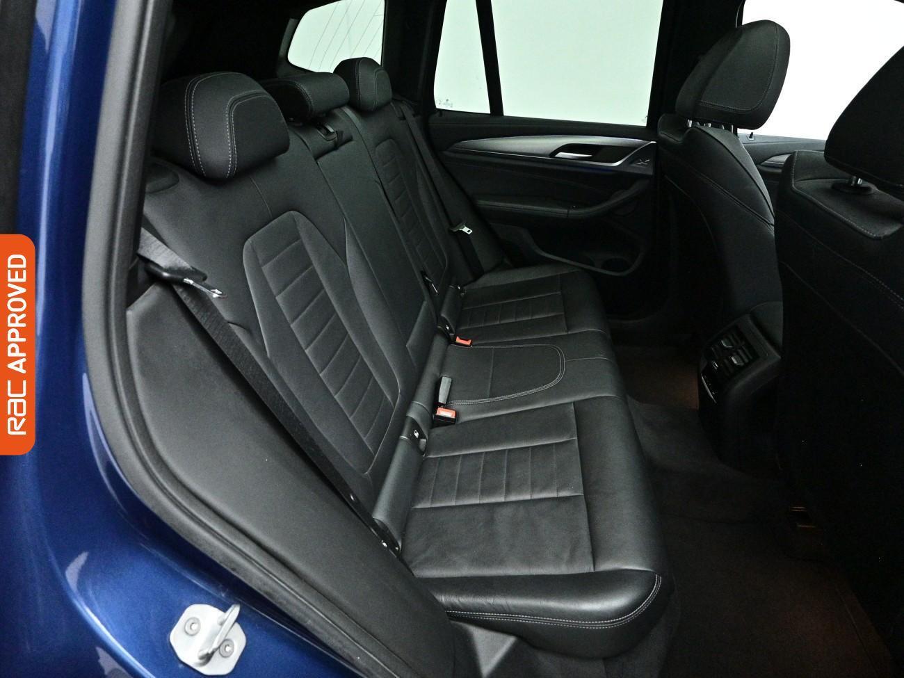 BMW X3 view 13