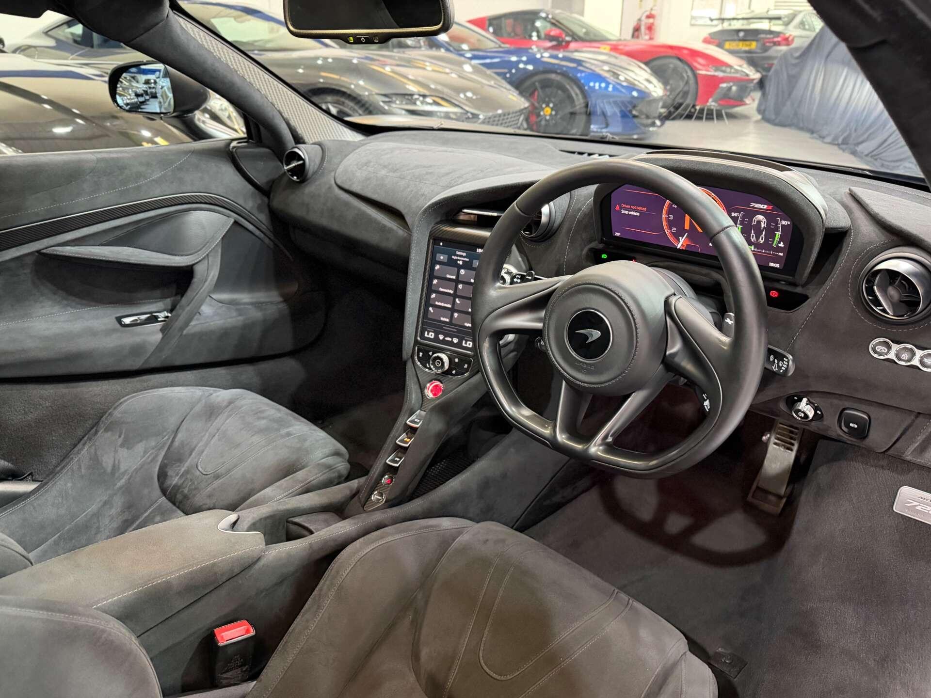 Mclaren 720s view 31