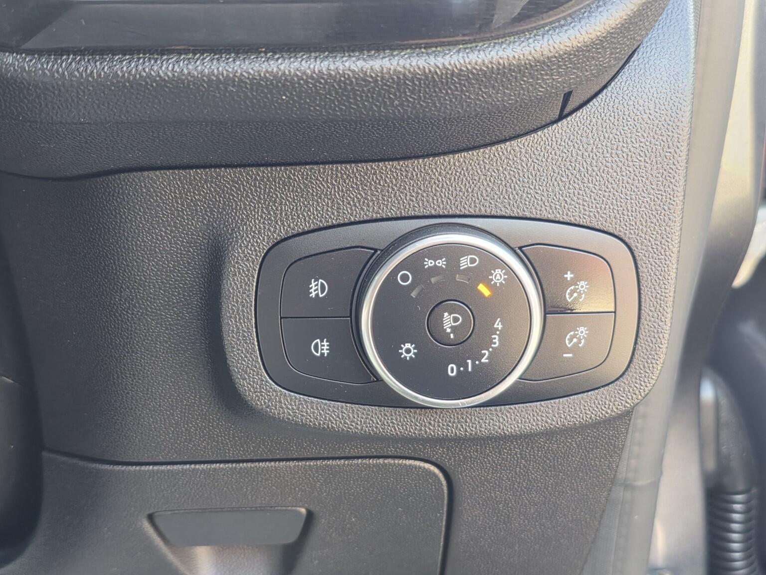 Ford Fiesta view 28