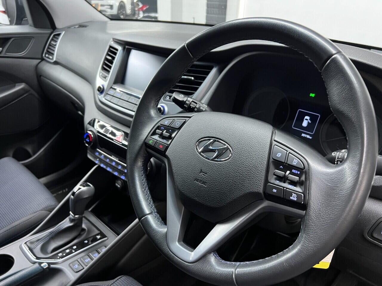 Hyundai Tucson view 38