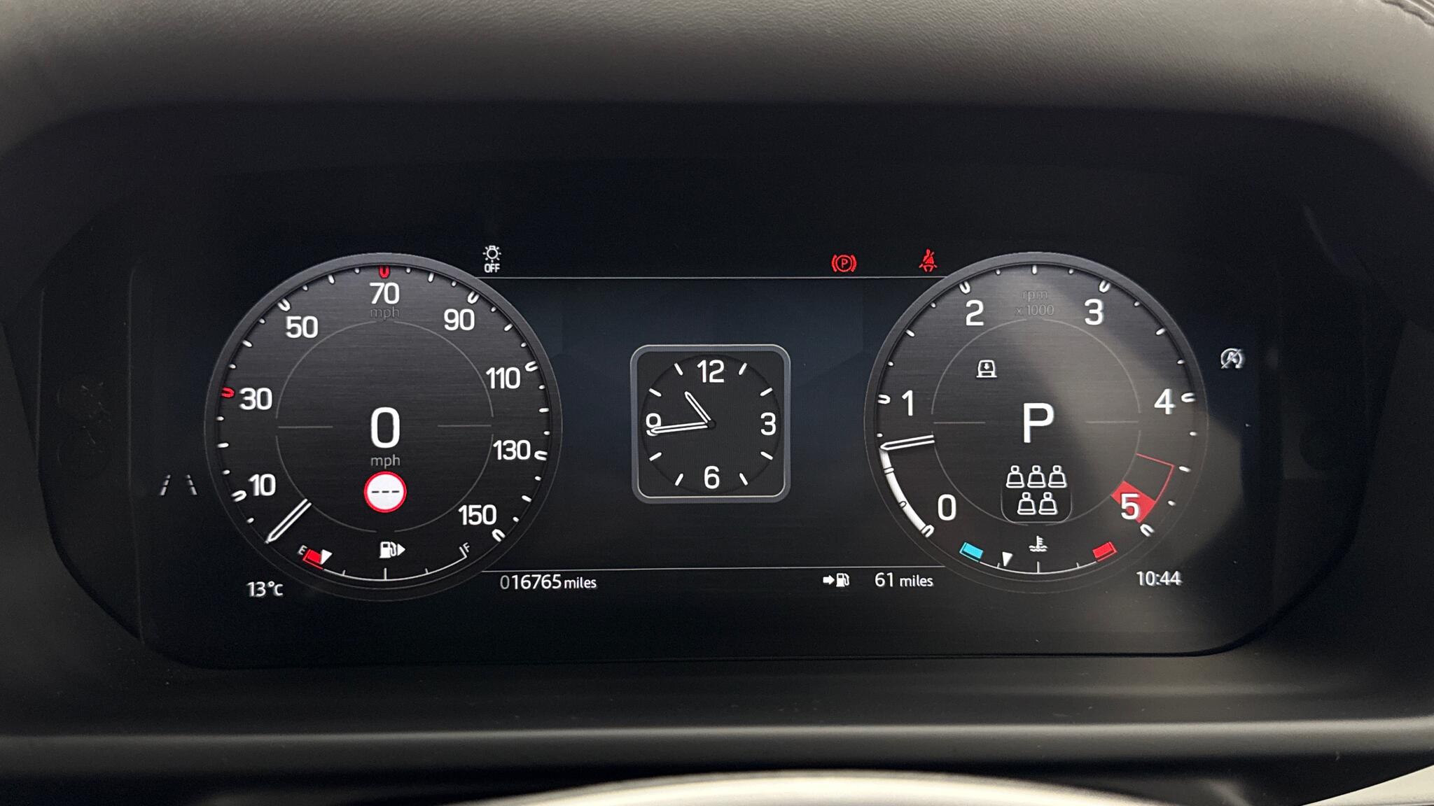 Land Rover Defender view 16