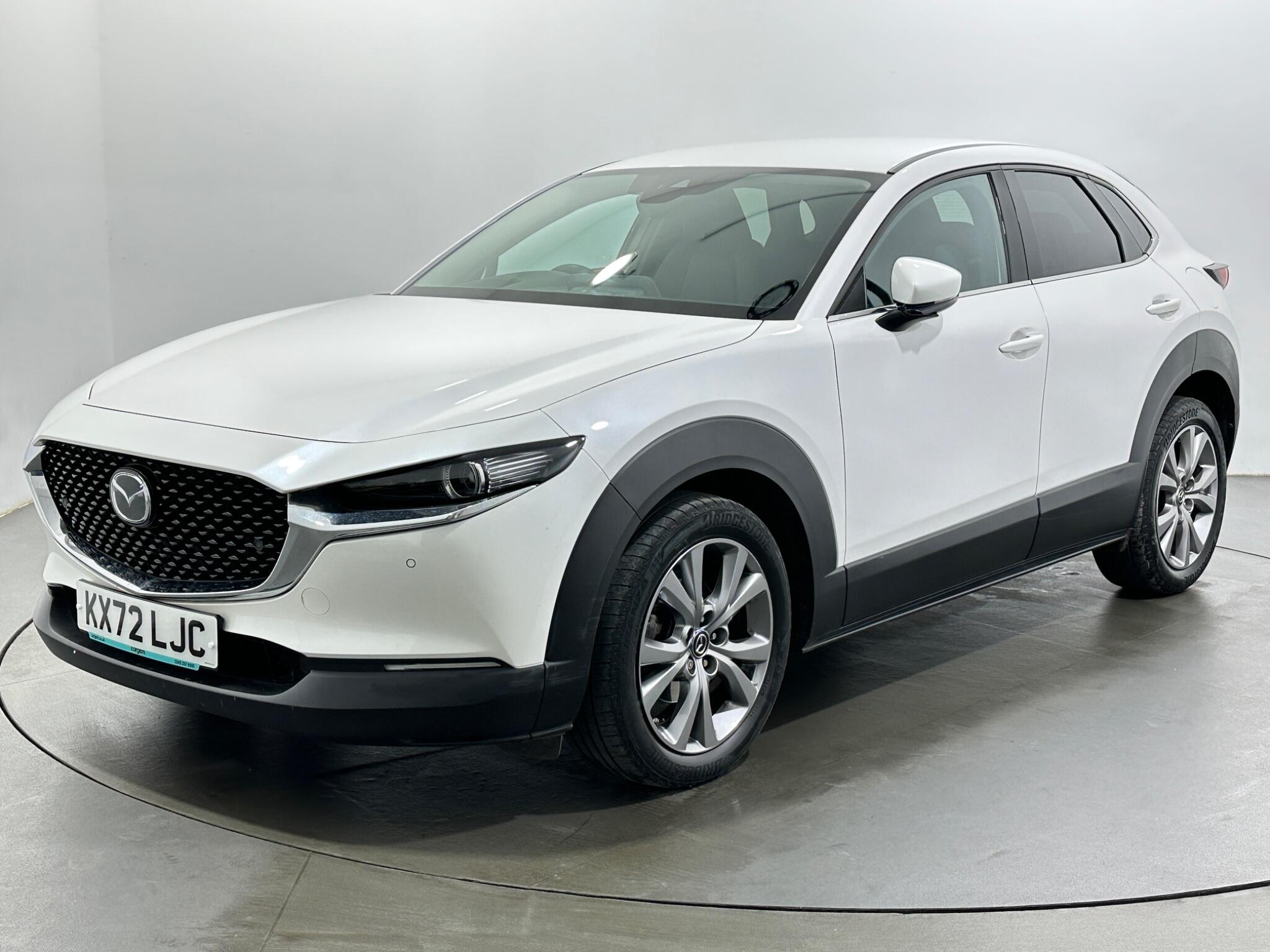 Mazda CX-30 view 4