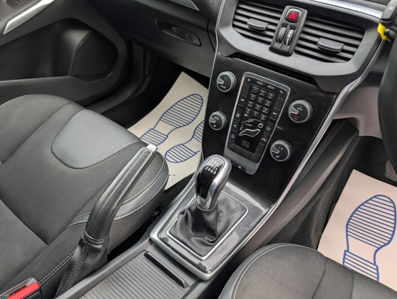 Volvo V40 view 36
