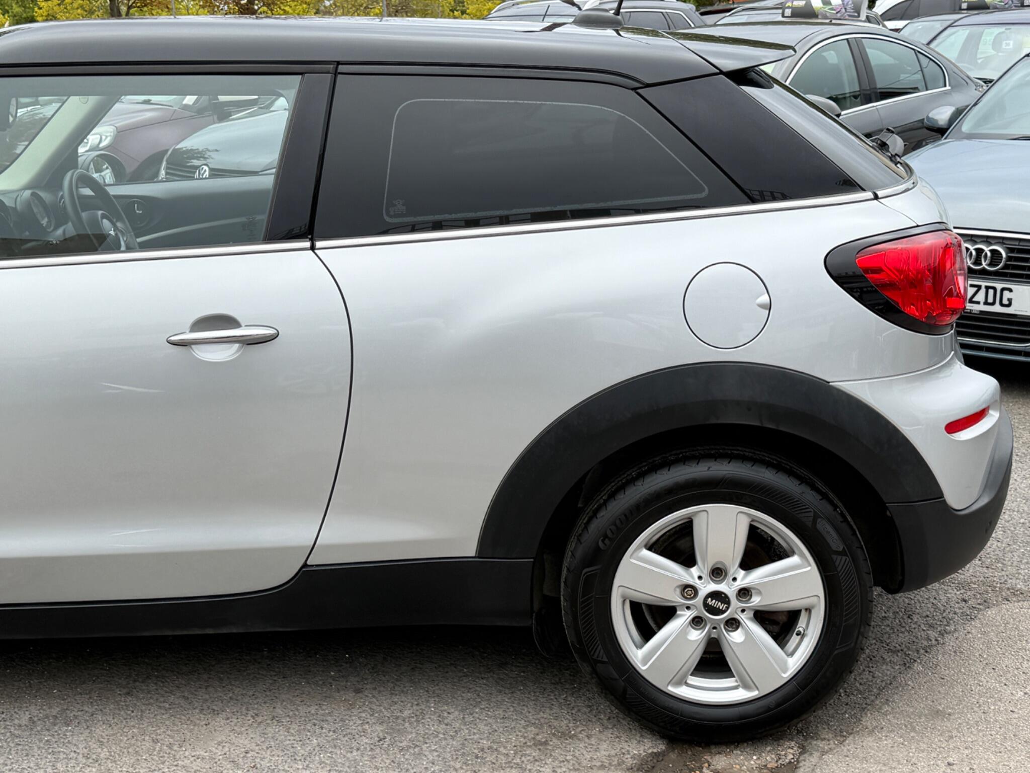 MINI Paceman - Image 12