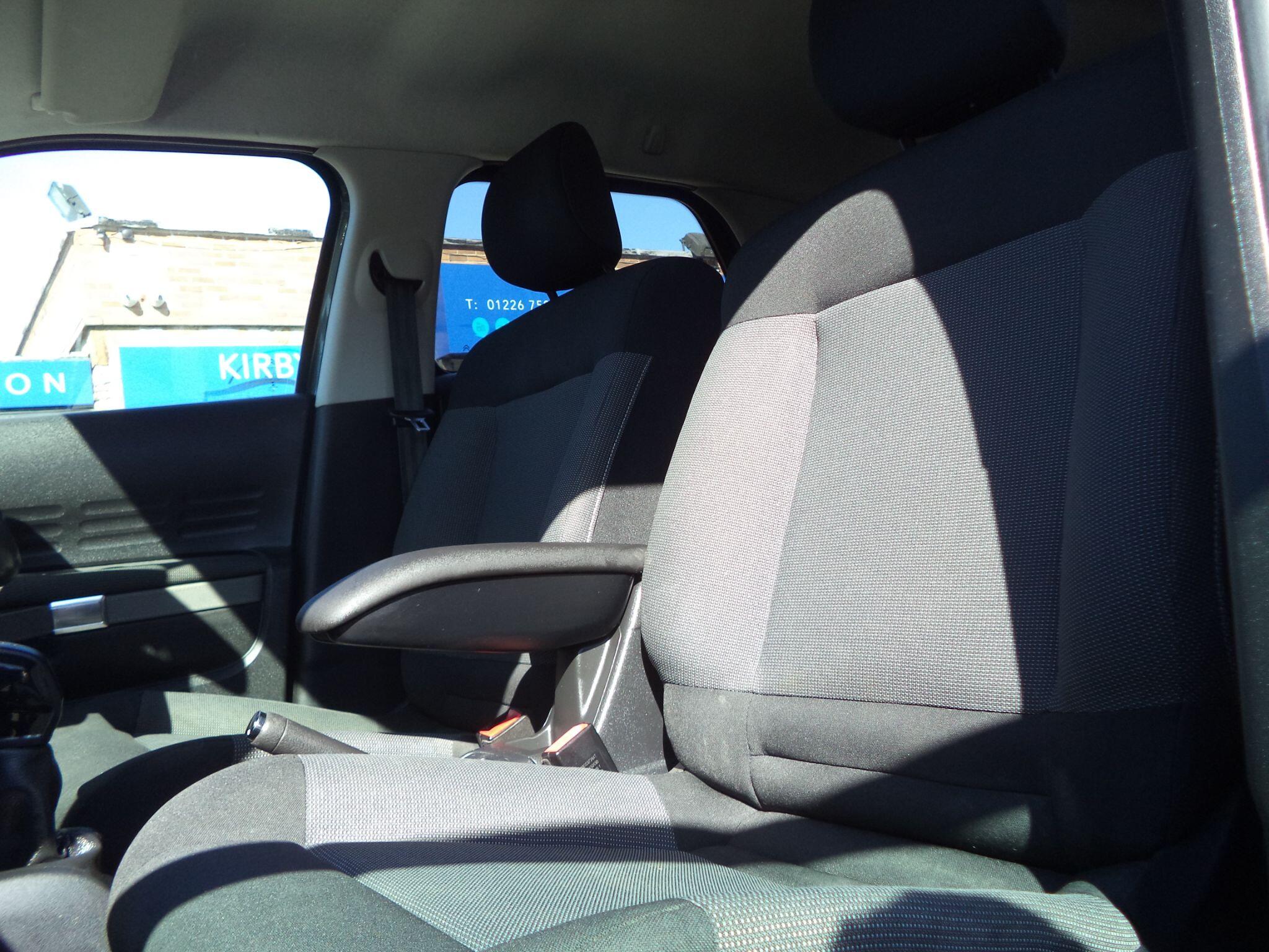 Citroen C4 Cactus view 33