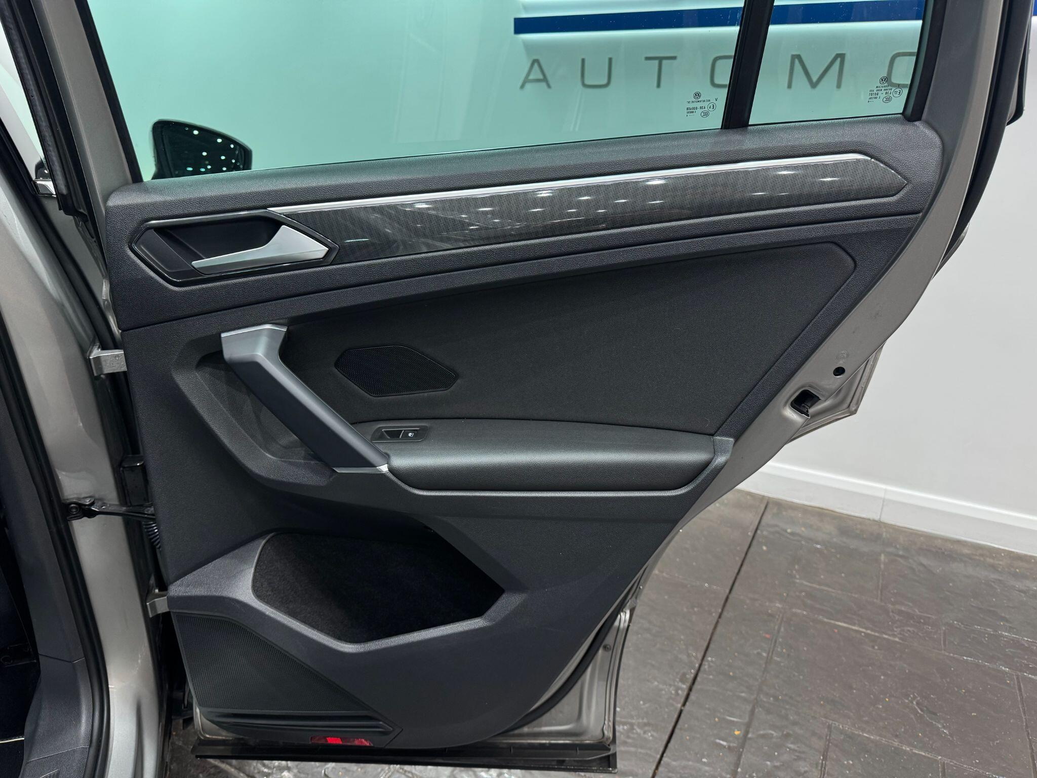 Volkswagen Tiguan view 50
