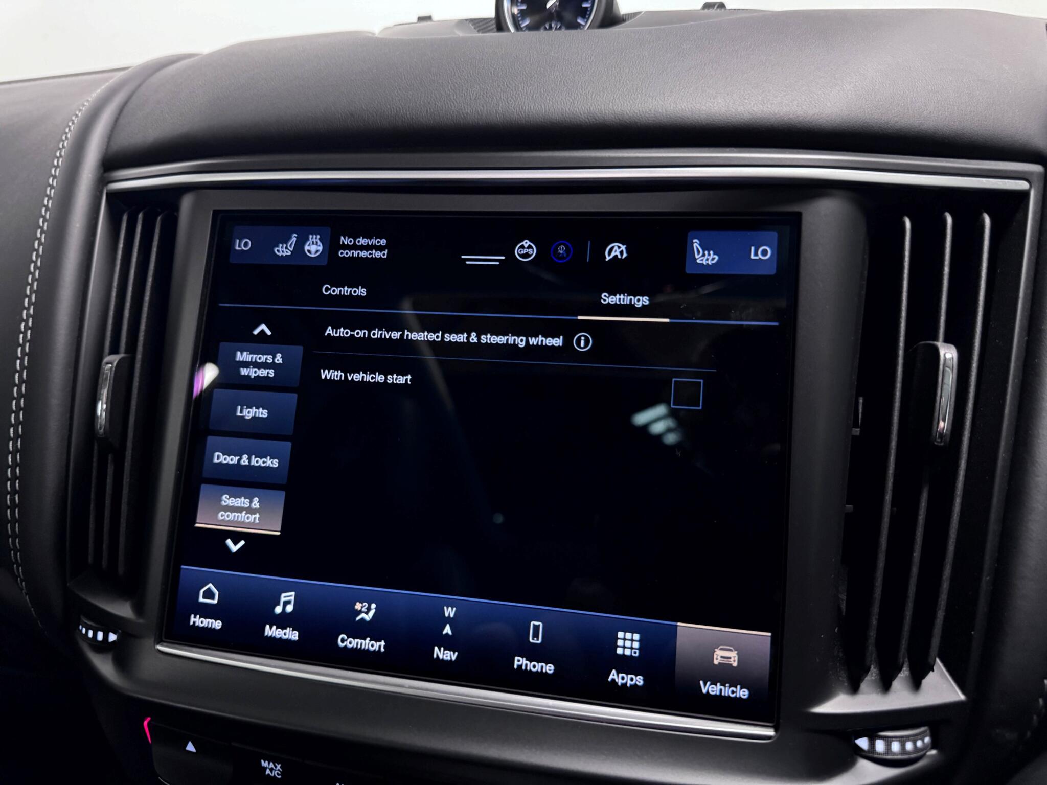 Maserati Levante view 66