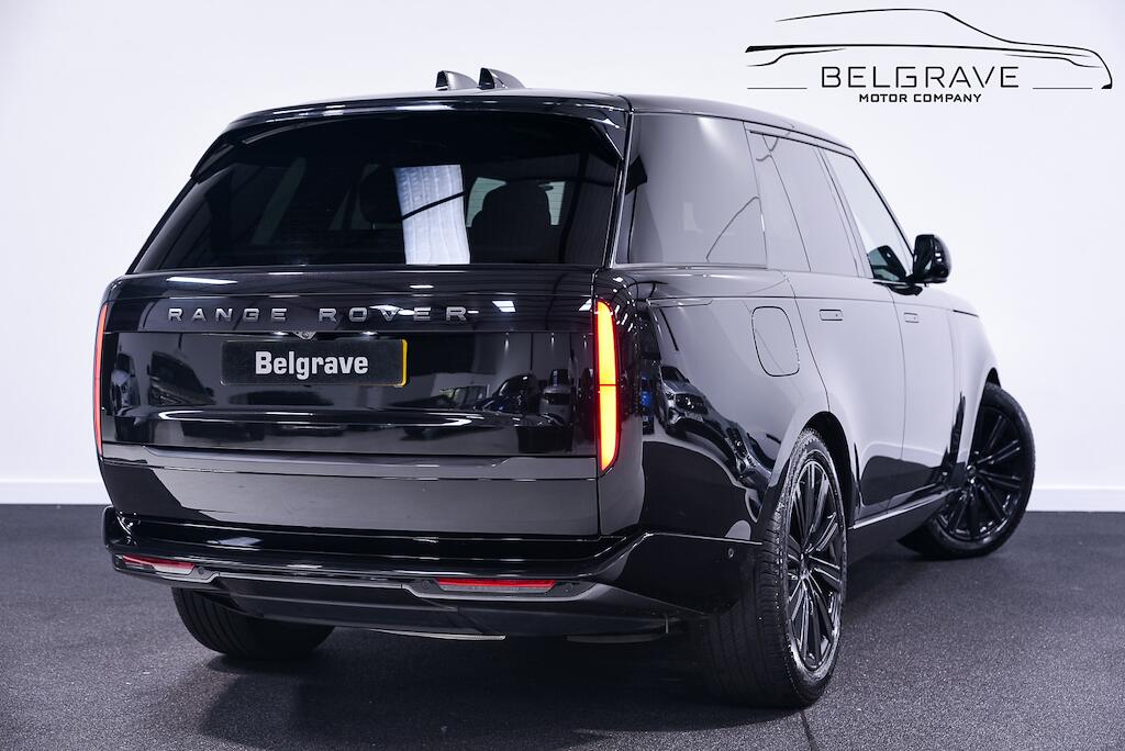 Land Rover Range Rover view 3