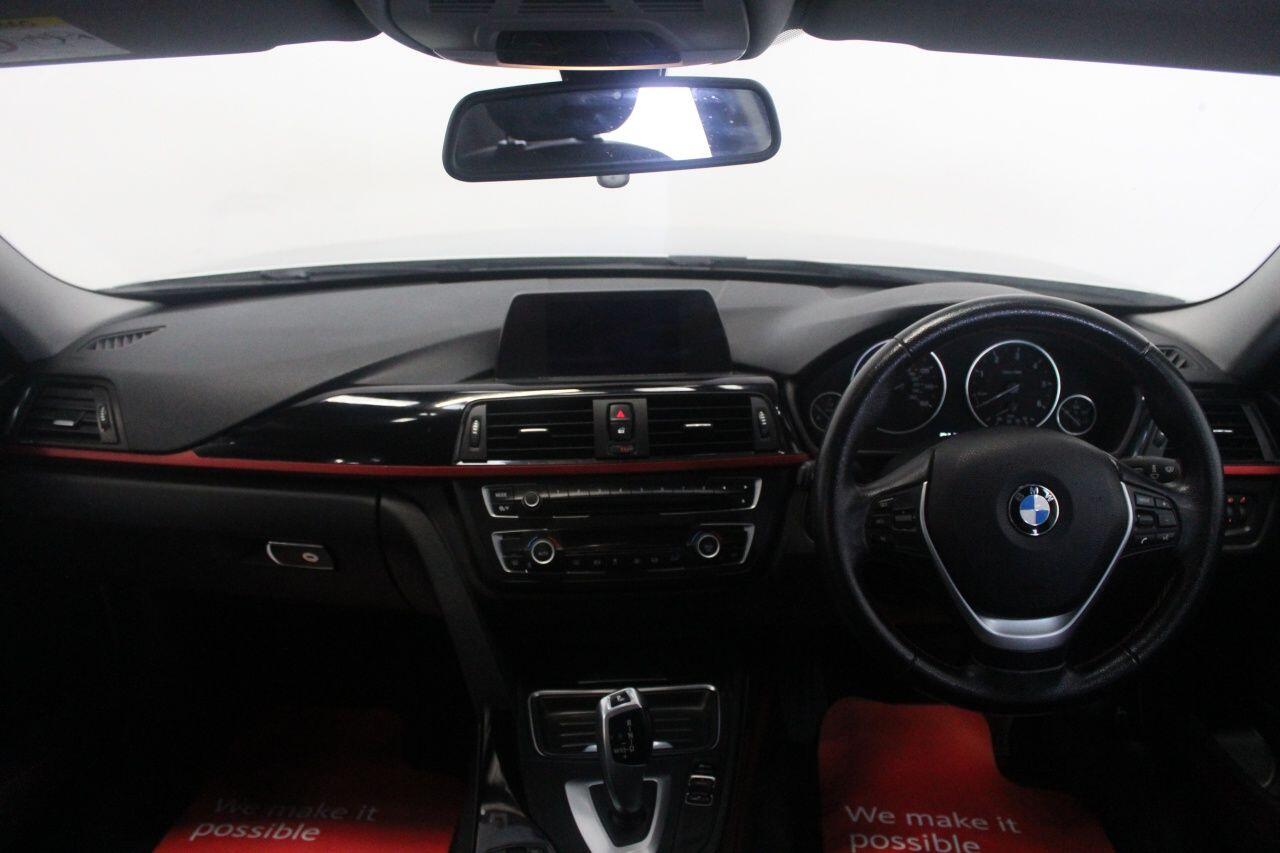 BMW 3 Series view 26