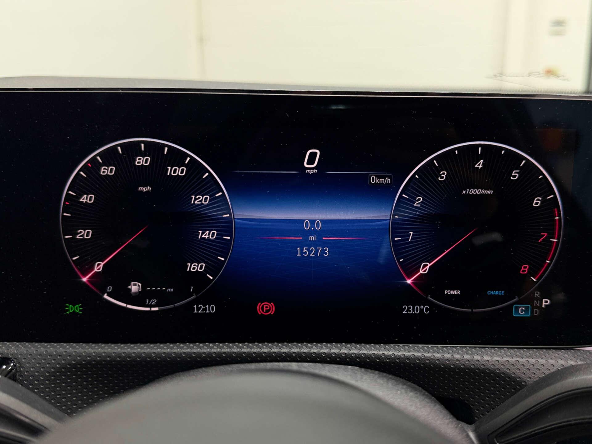 Mercedes-Benz CLA view 20