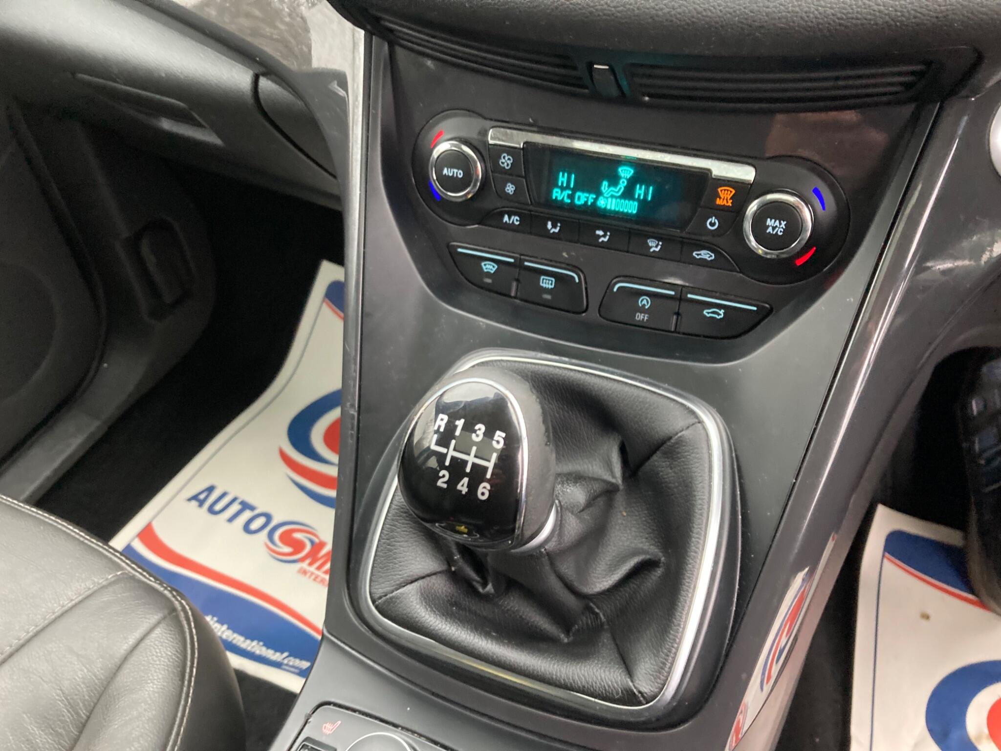 2016 Ford Kuga image 11