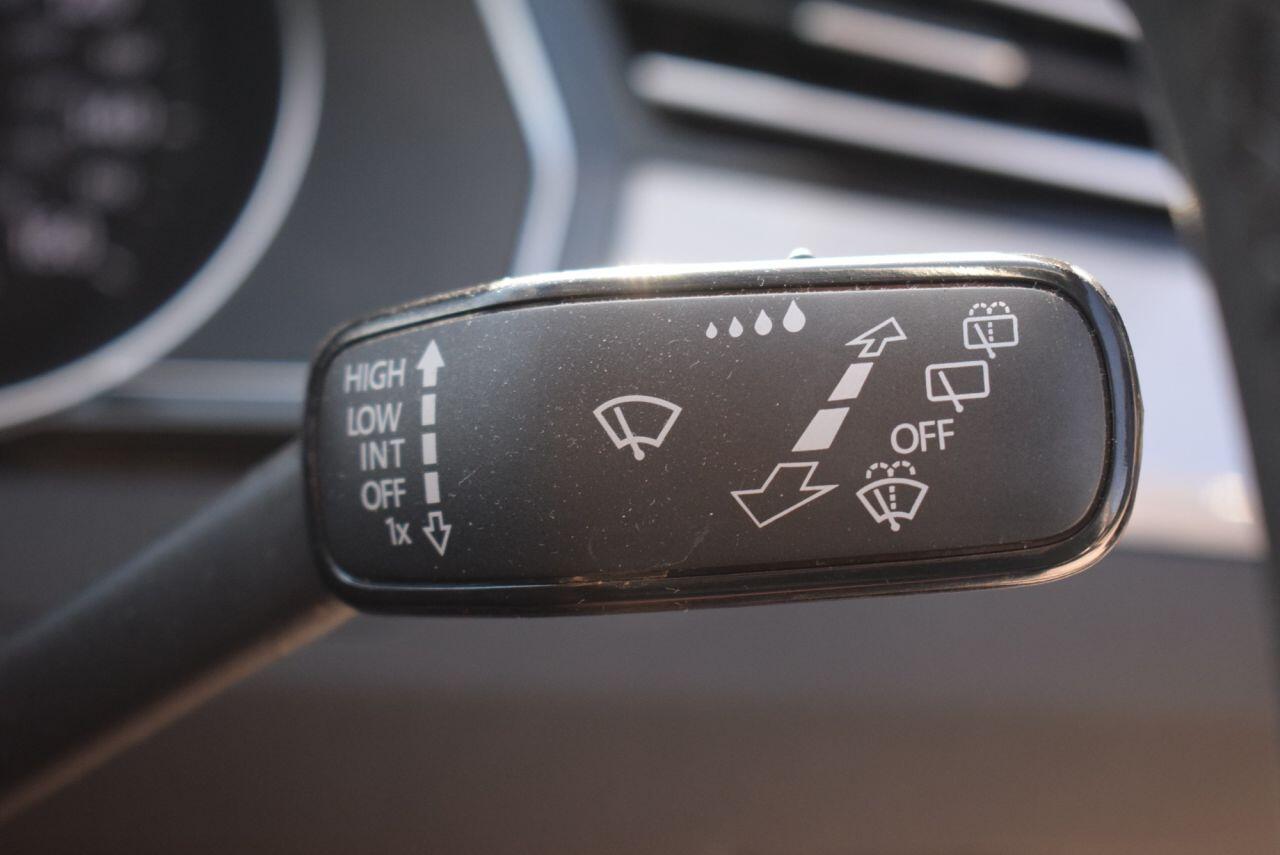 Volkswagen Passat view 25