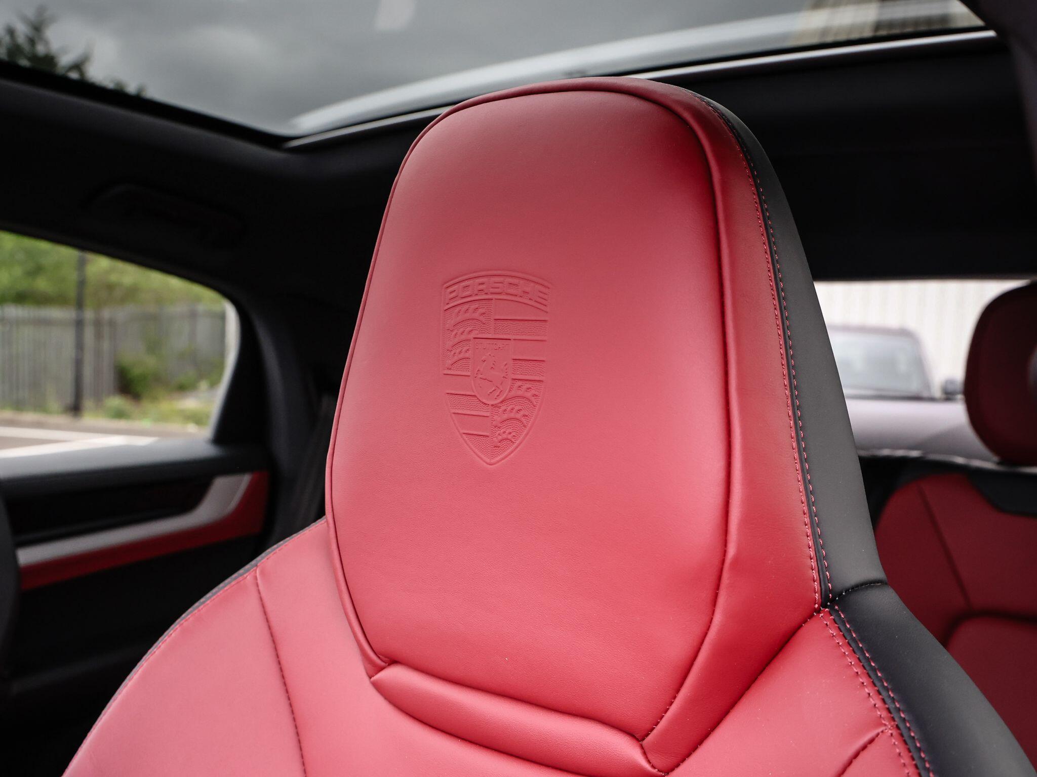 Porsche Cayenne view 46