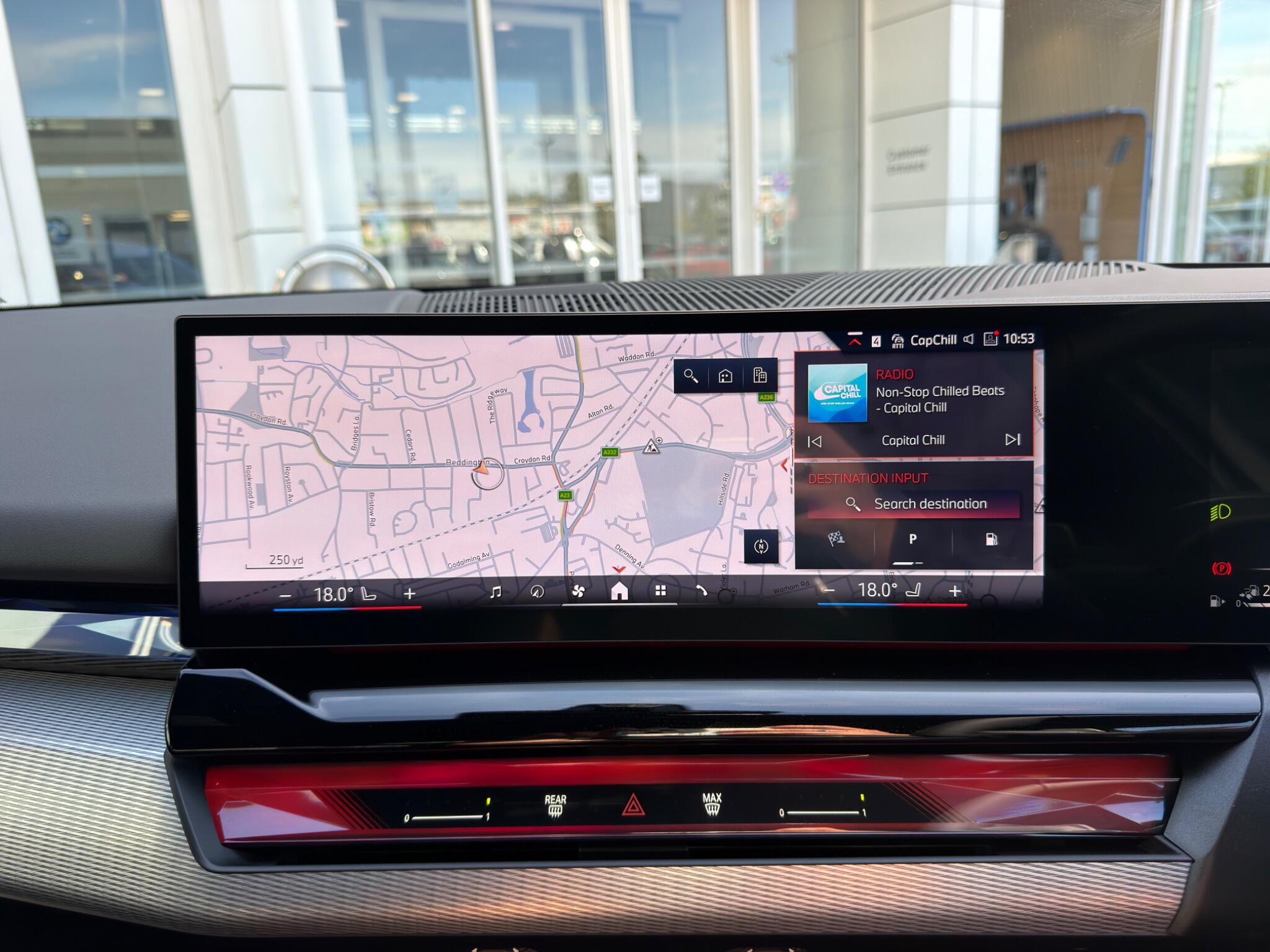 BMW 5 Series view 21