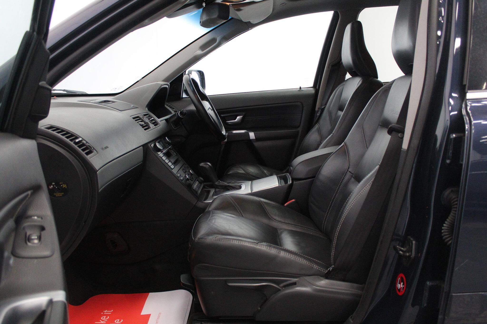 Volvo XC90 view 46