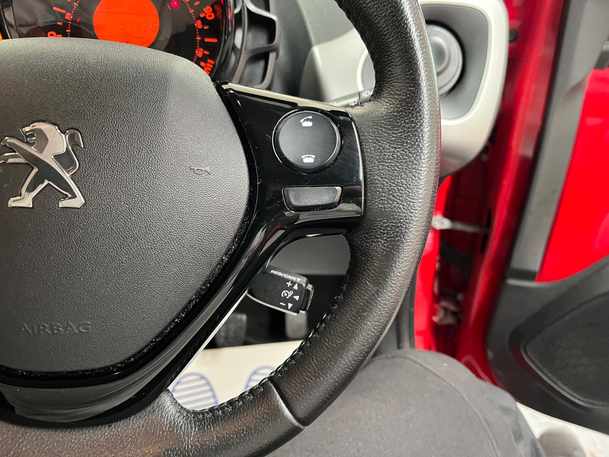 Peugeot 108 view 23