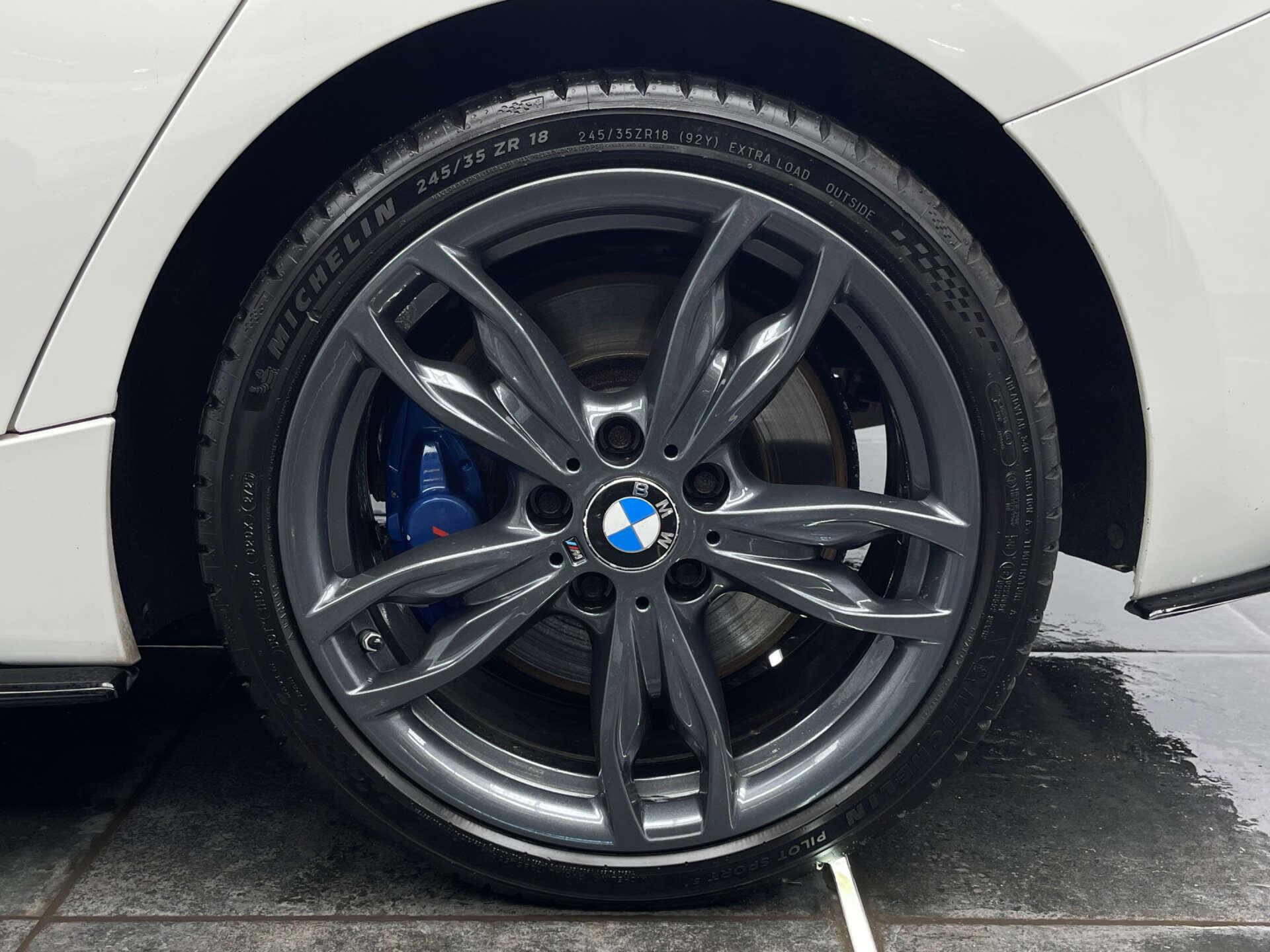 BMW 1 Series view 33