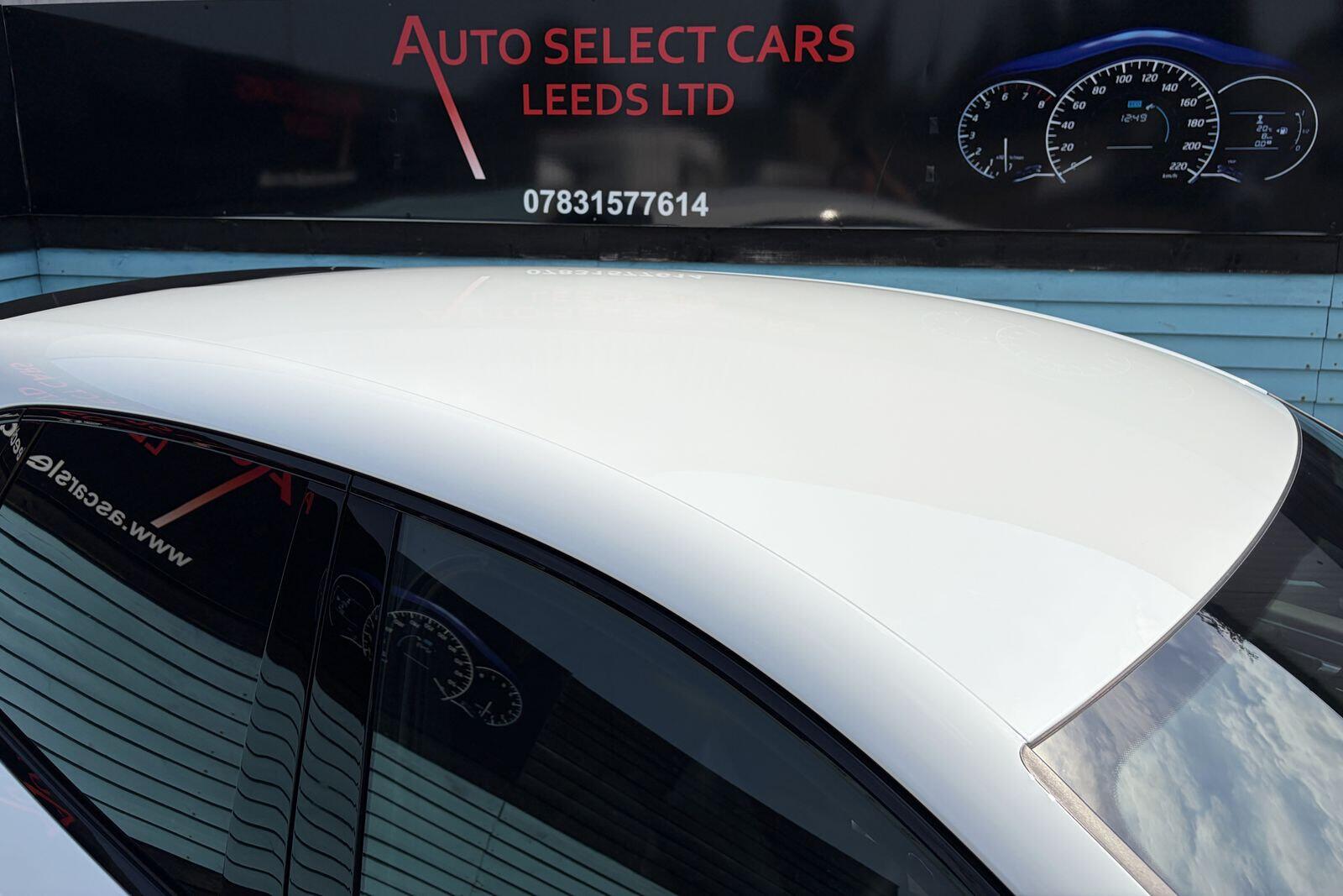 Porsche Macan view 53