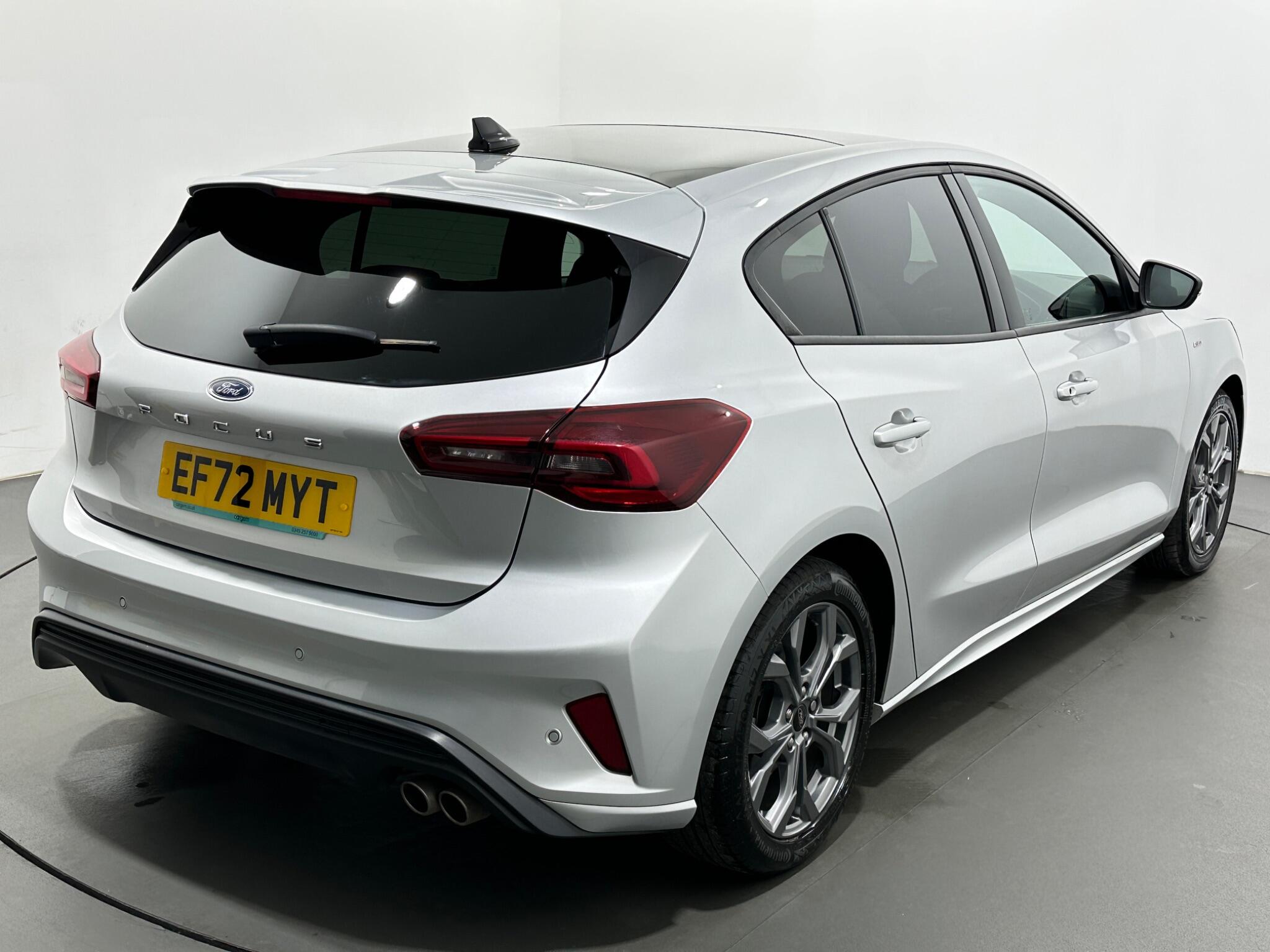 Ford Focus view 50
