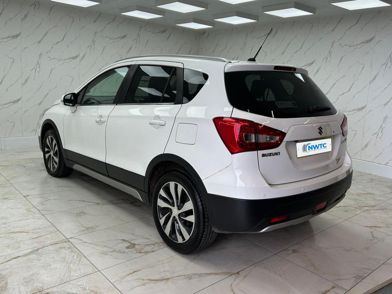 Suzuki SX4 S-Cross view 8