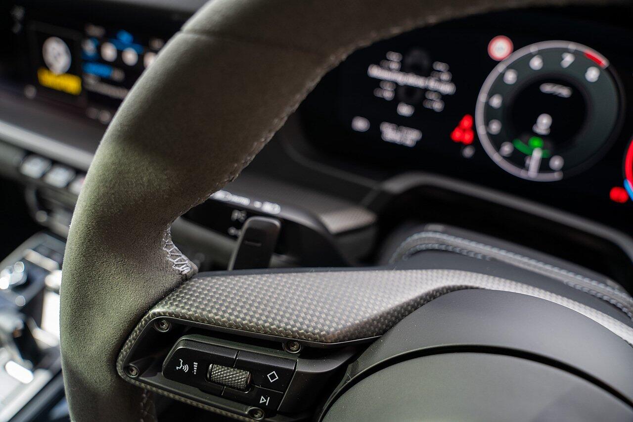 Porsche 911 view 59