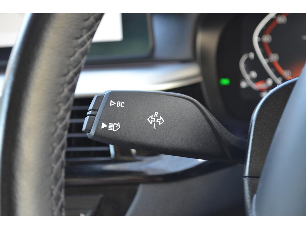 BMW 5 Series view 43