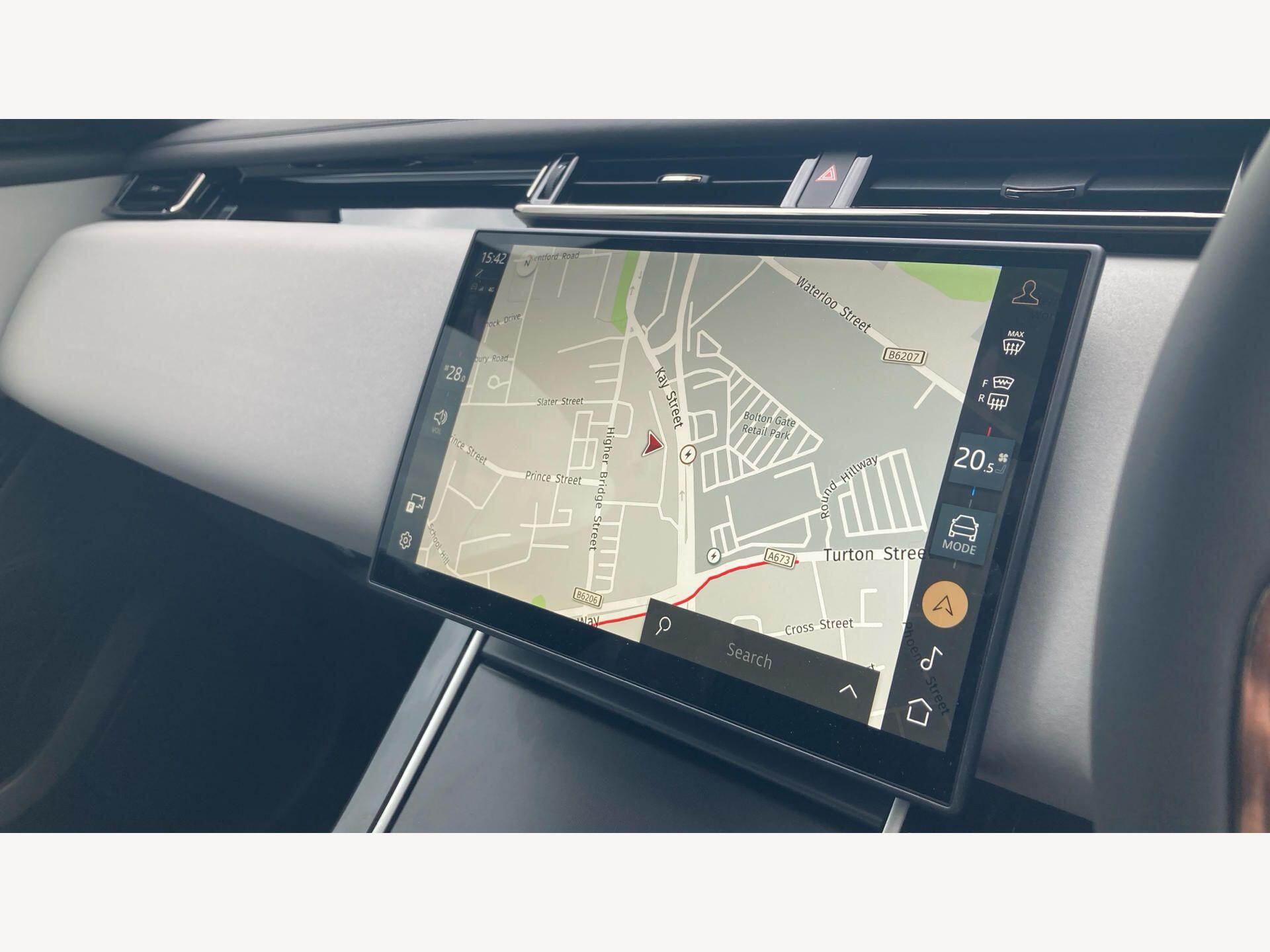 Land Rover Range Rover Velar view 13