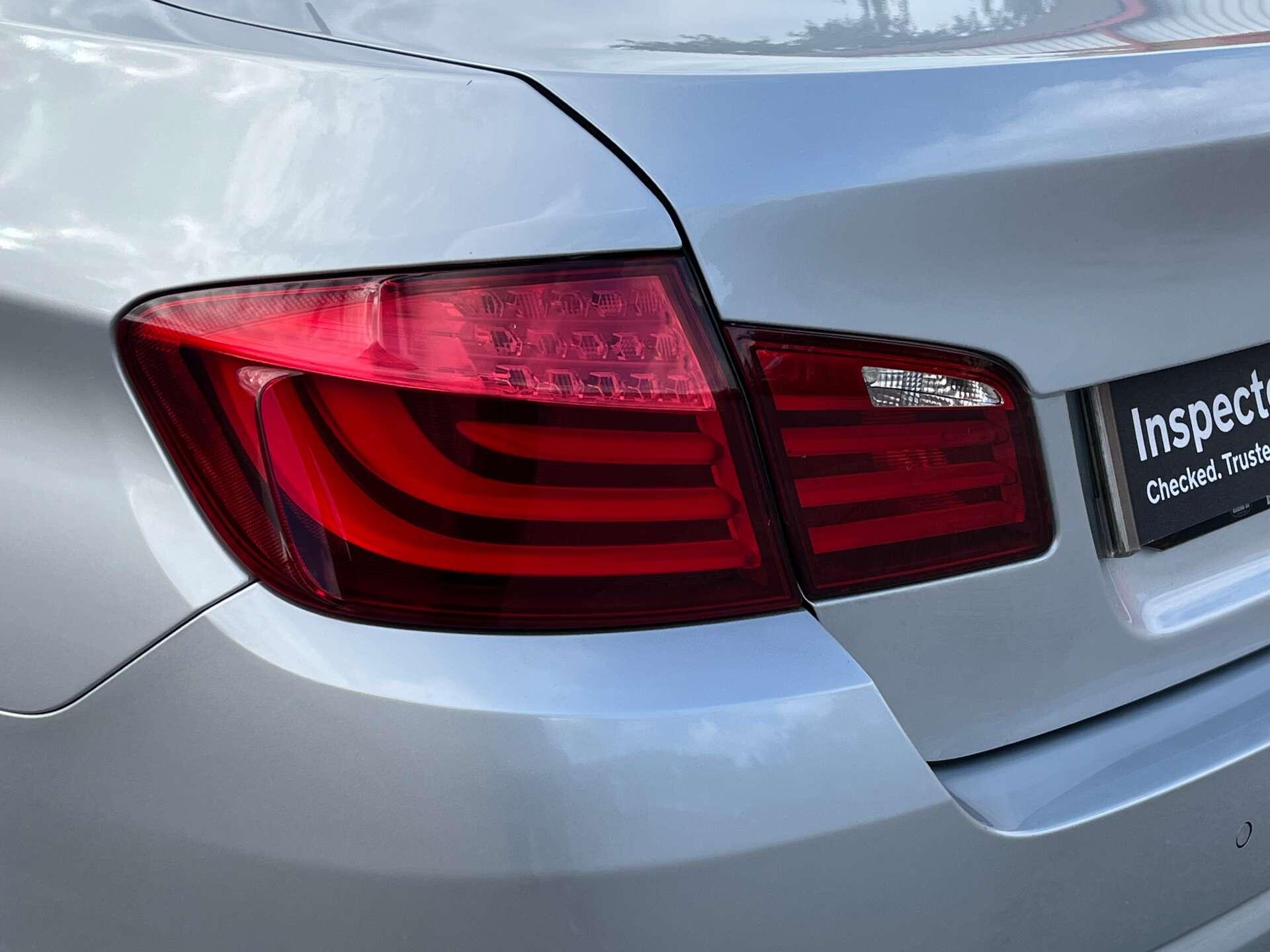 BMW 5 Series view 42