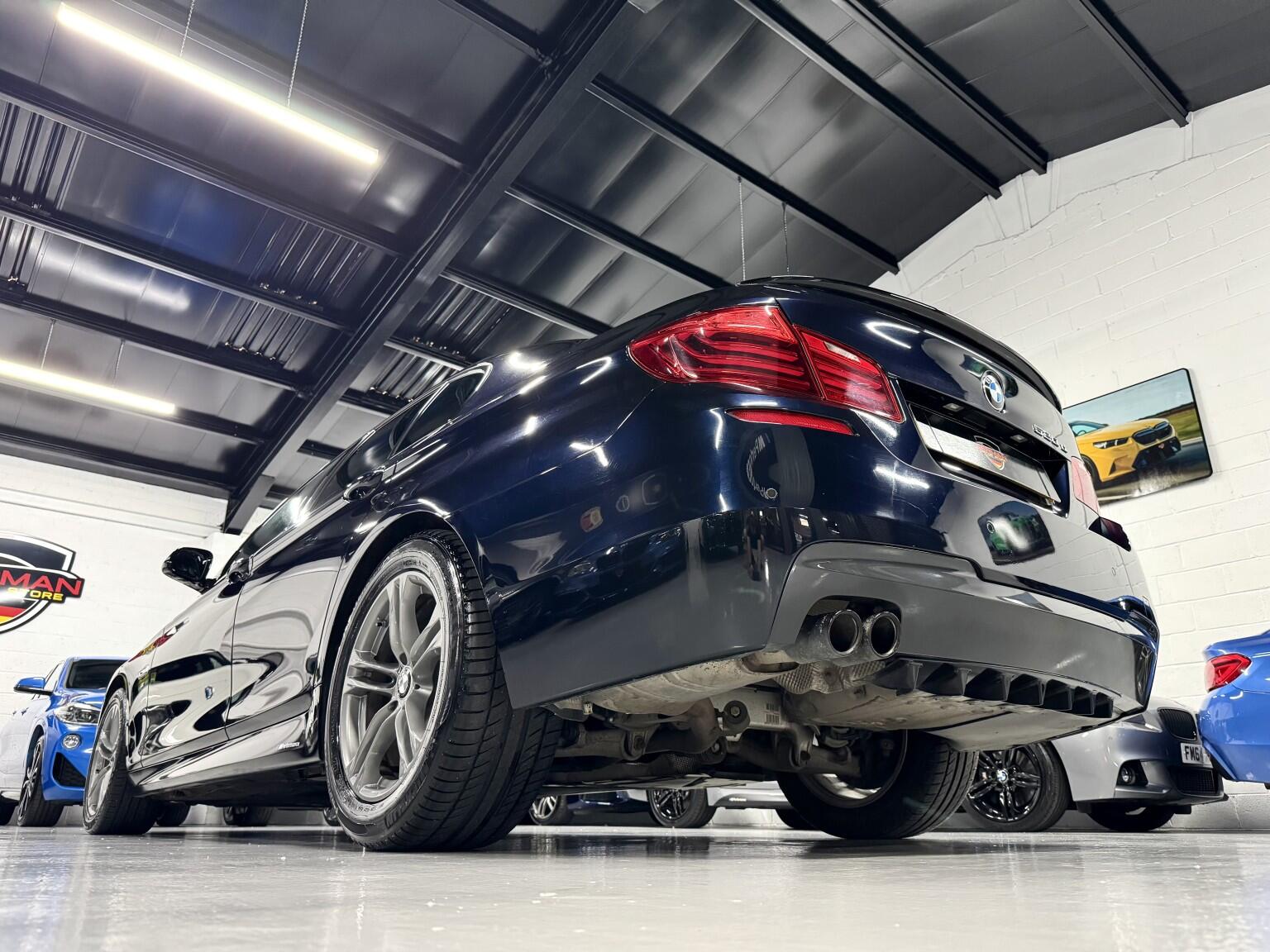 BMW 5 Series view 6