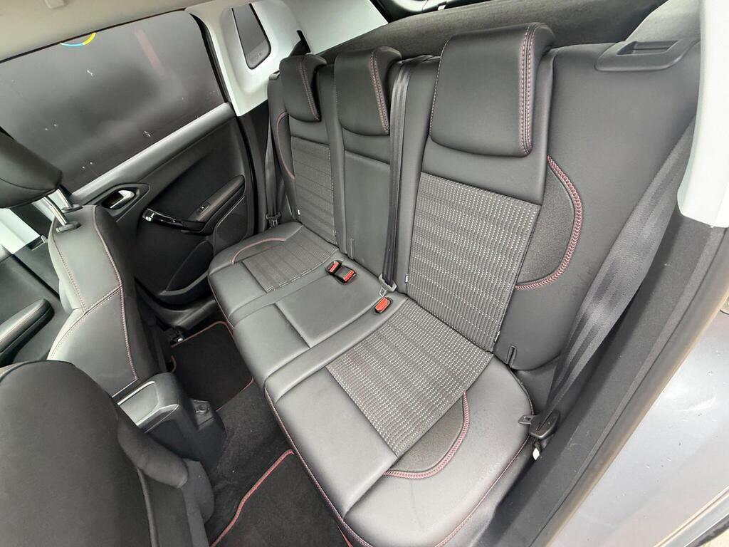 Peugeot 2008 view 20