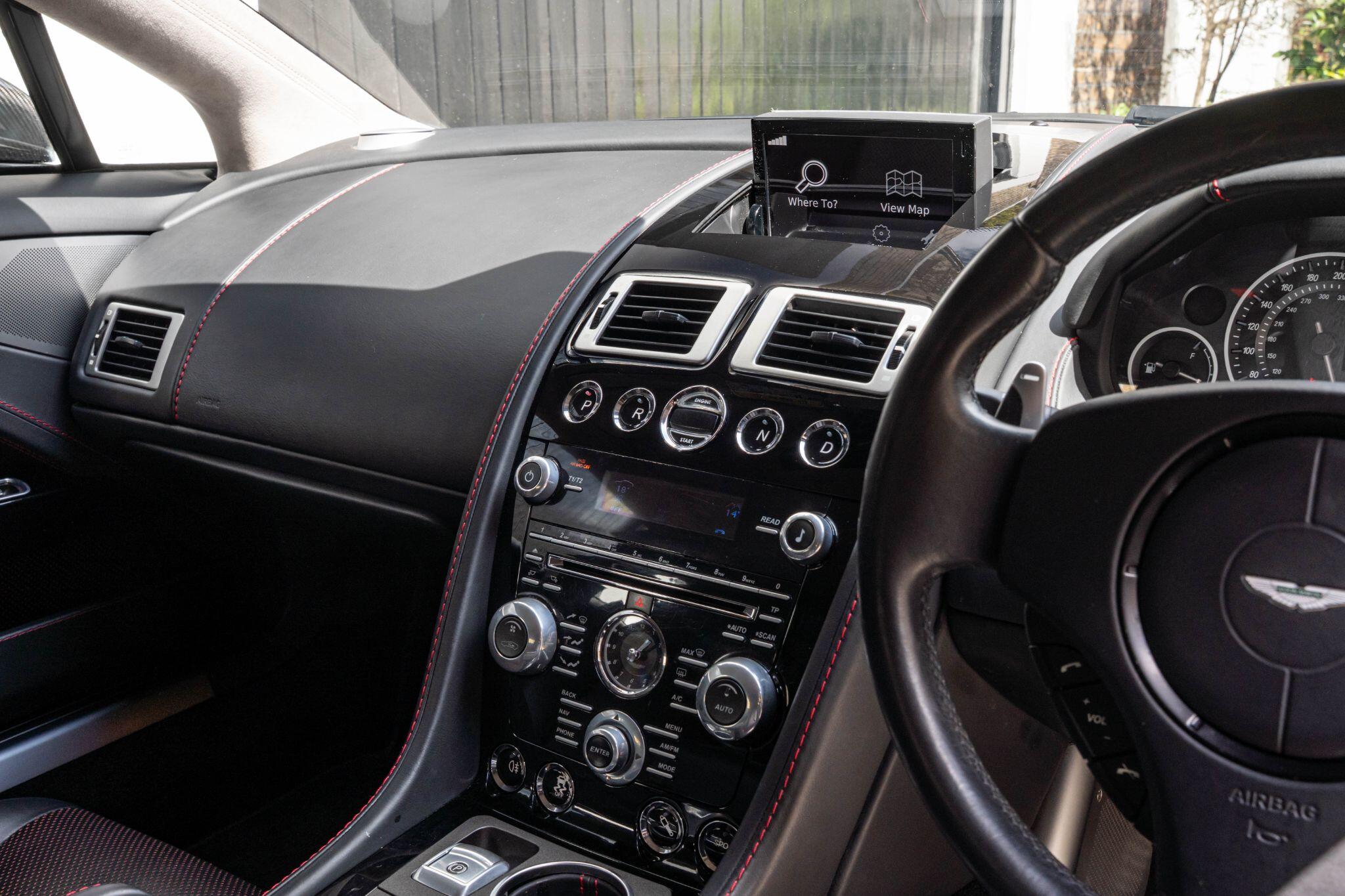 Aston Martin Rapide view 29