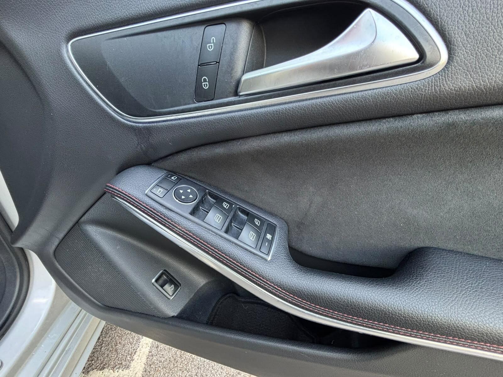 Mercedes-Benz Cla view 21