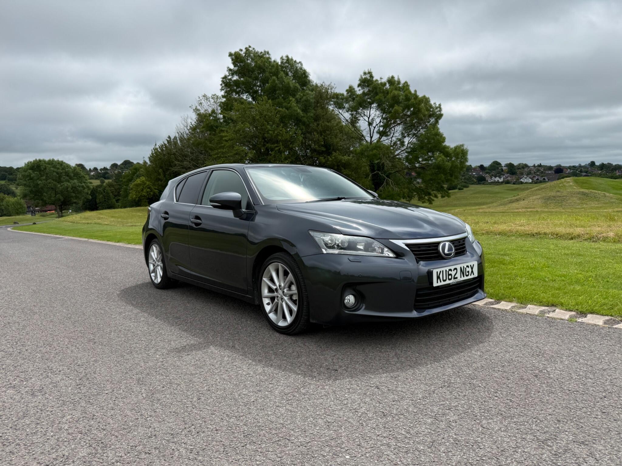 Lexus CT view 2