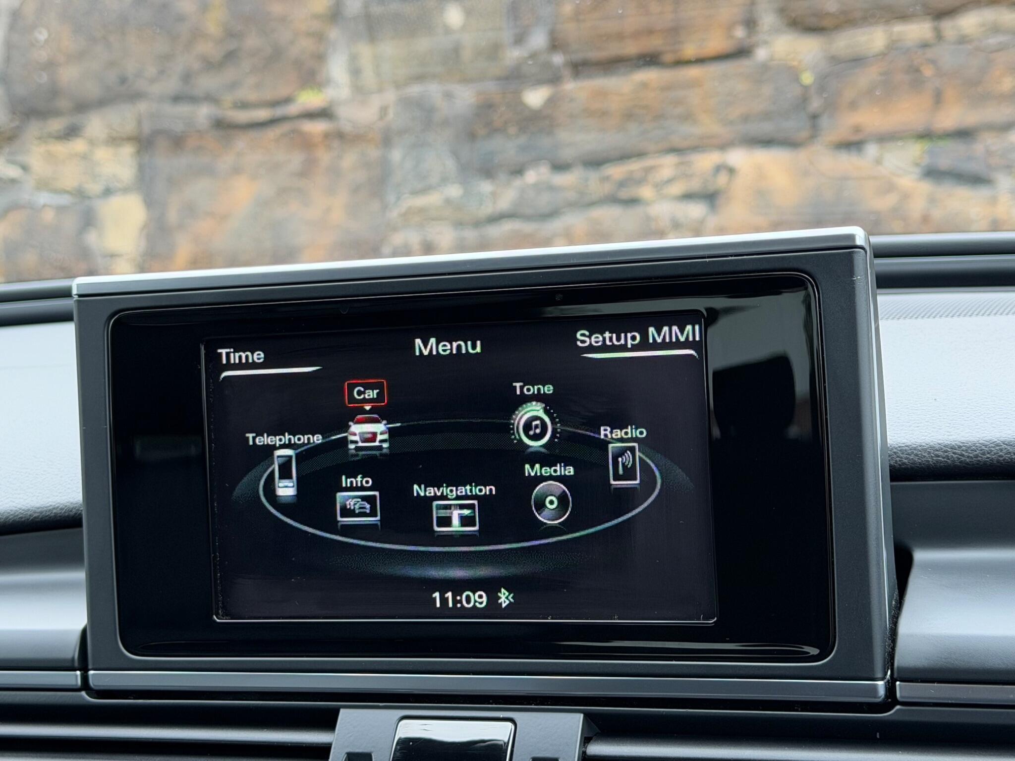 Audi A6 view 28