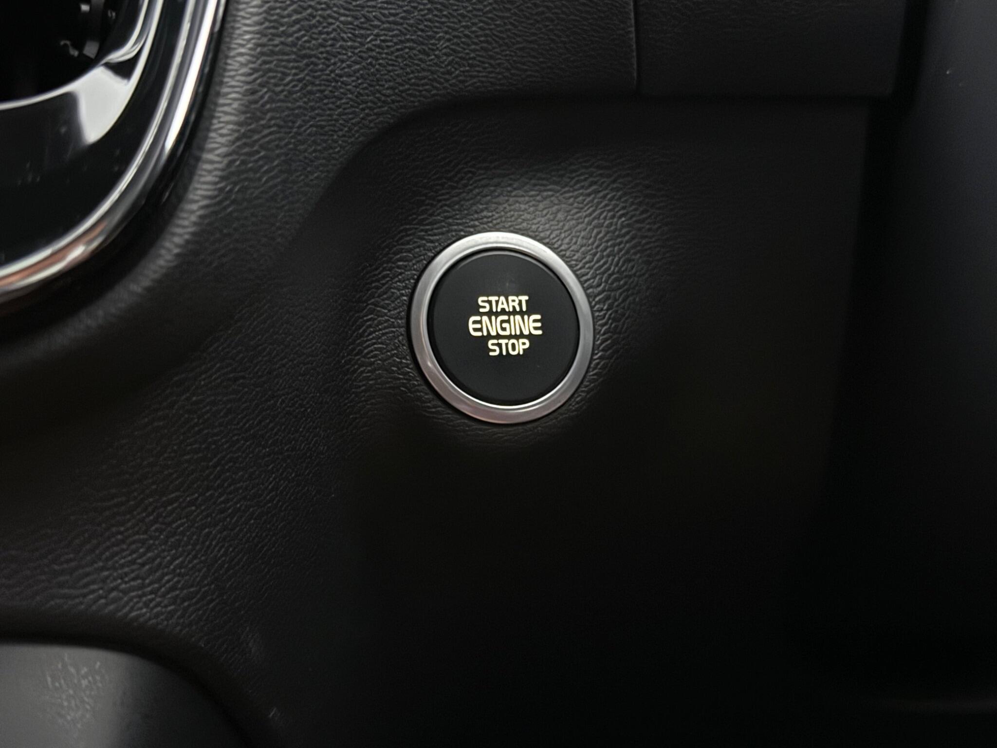 Volvo XC40 view 17