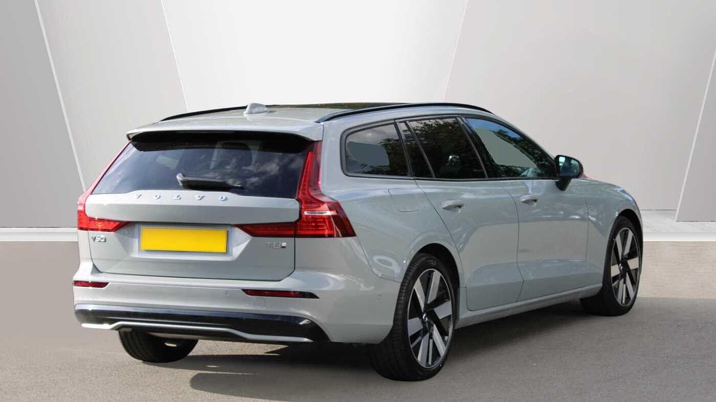 Volvo V60 view 2