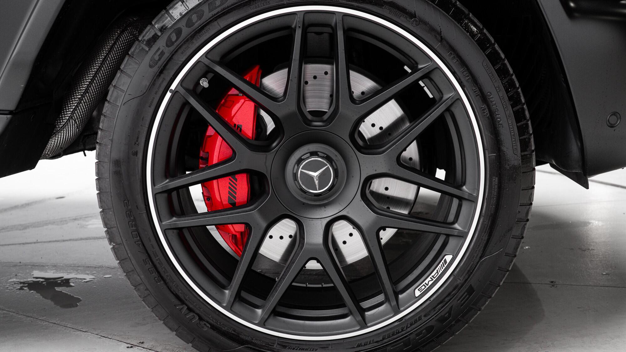 Mercedes-Benz G-Class view 16