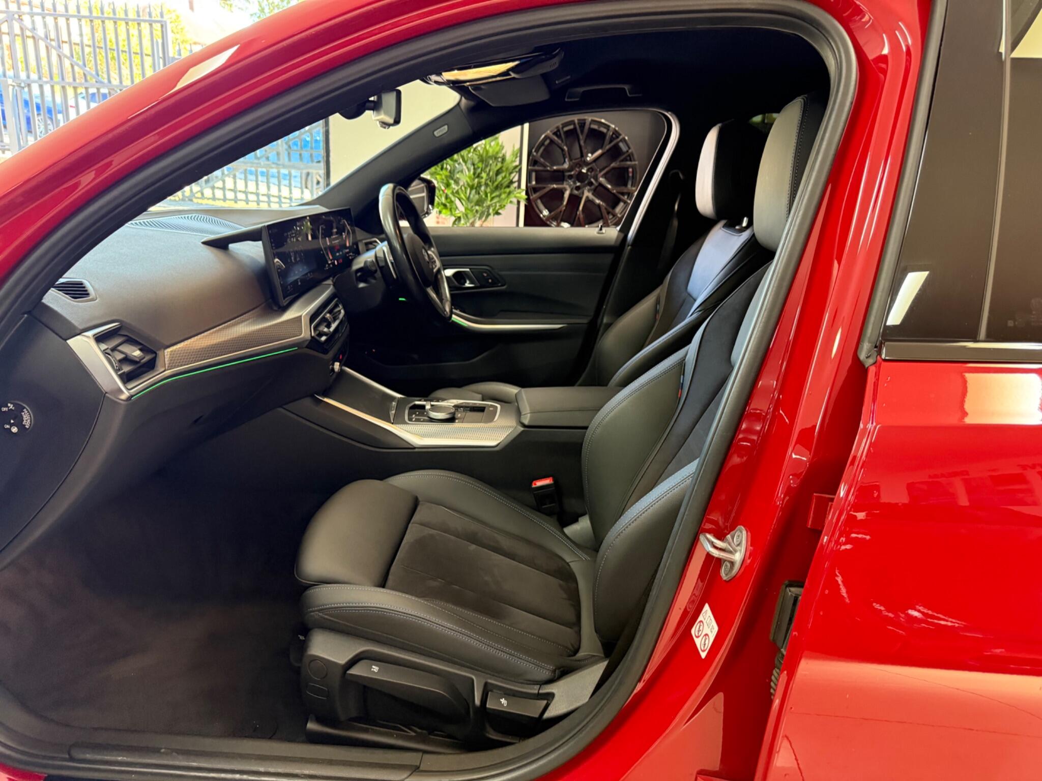 BMW 3 Series view 34