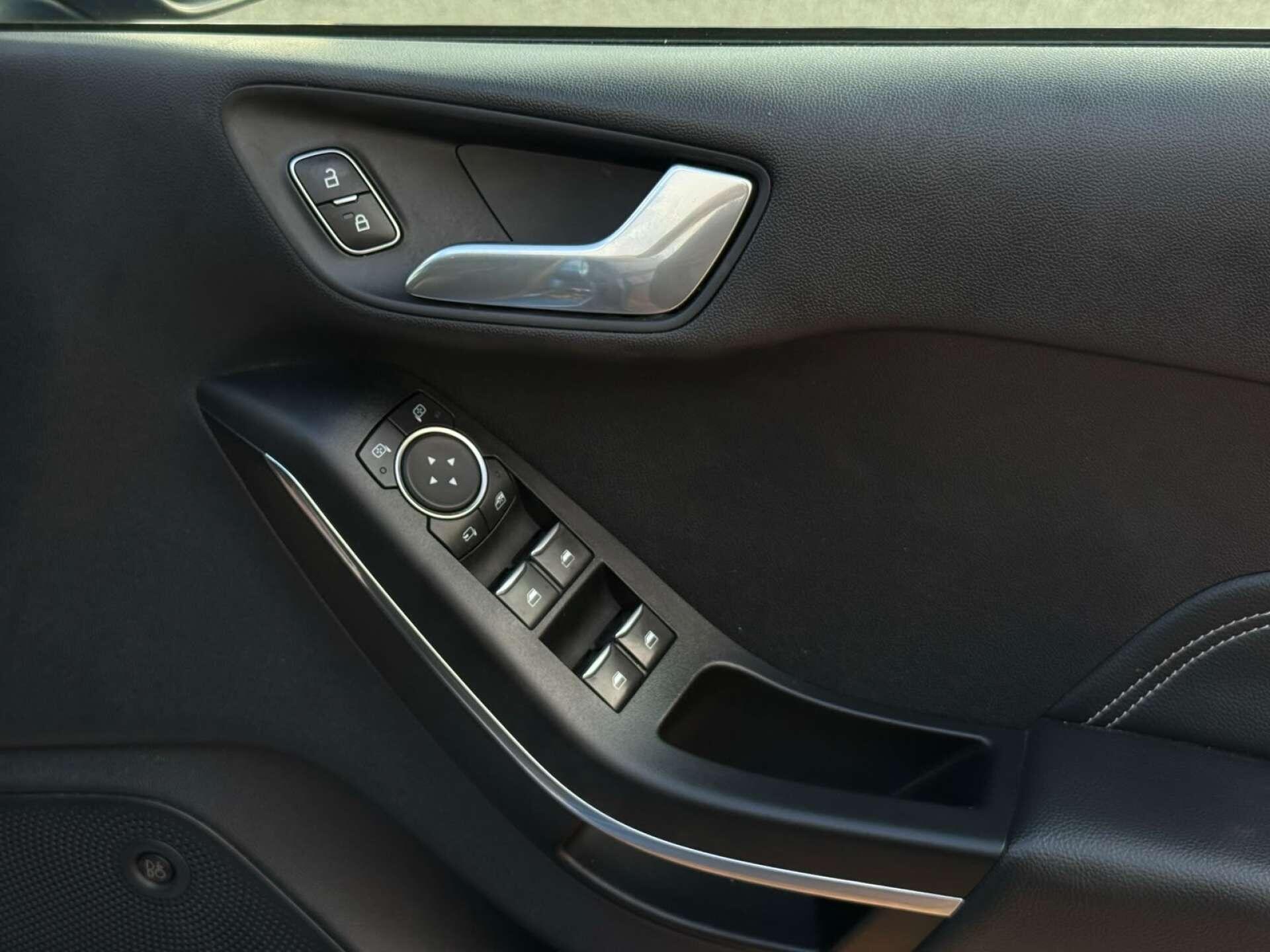 Ford Fiesta view 16