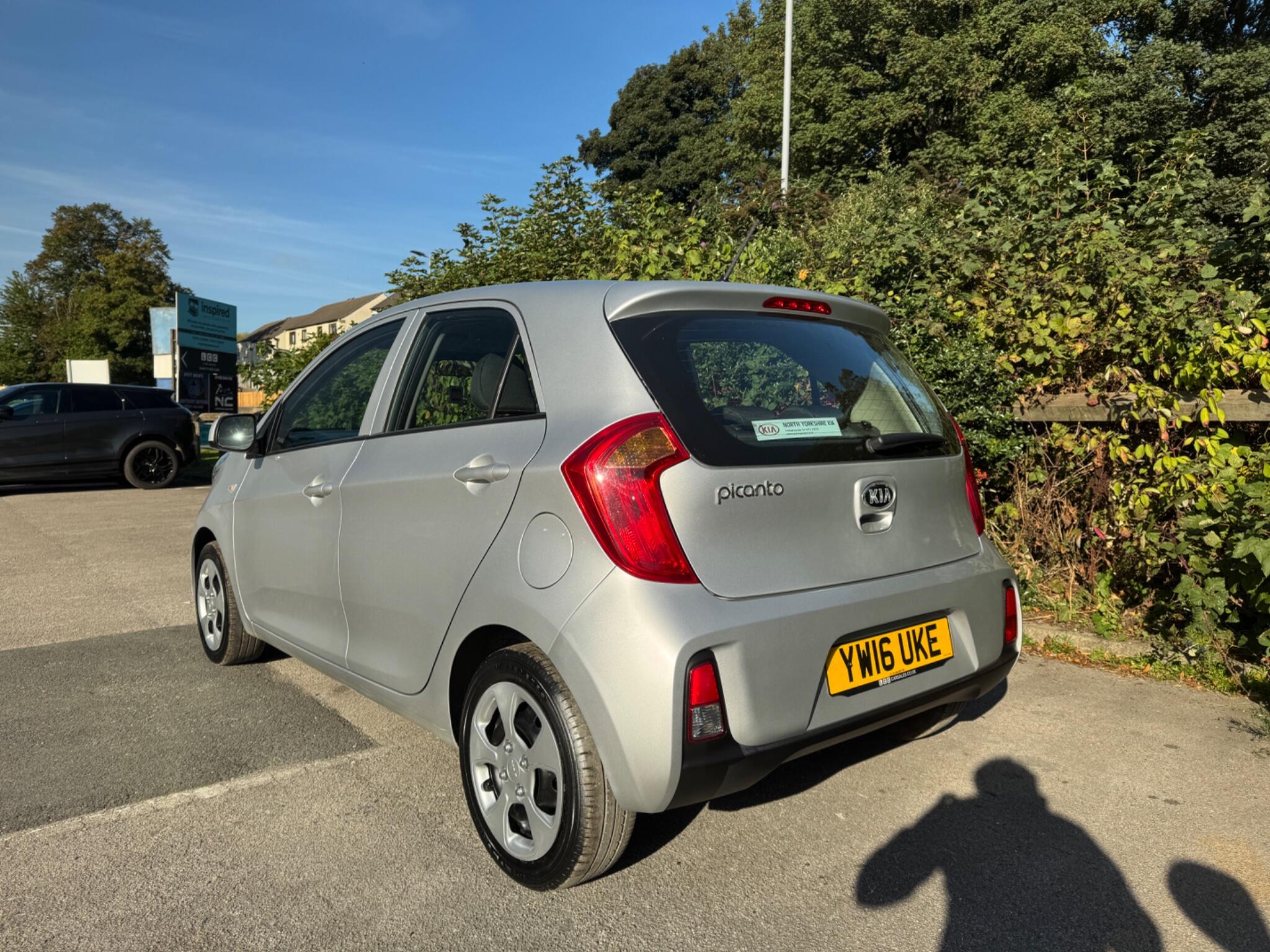 Kia Picanto view 7