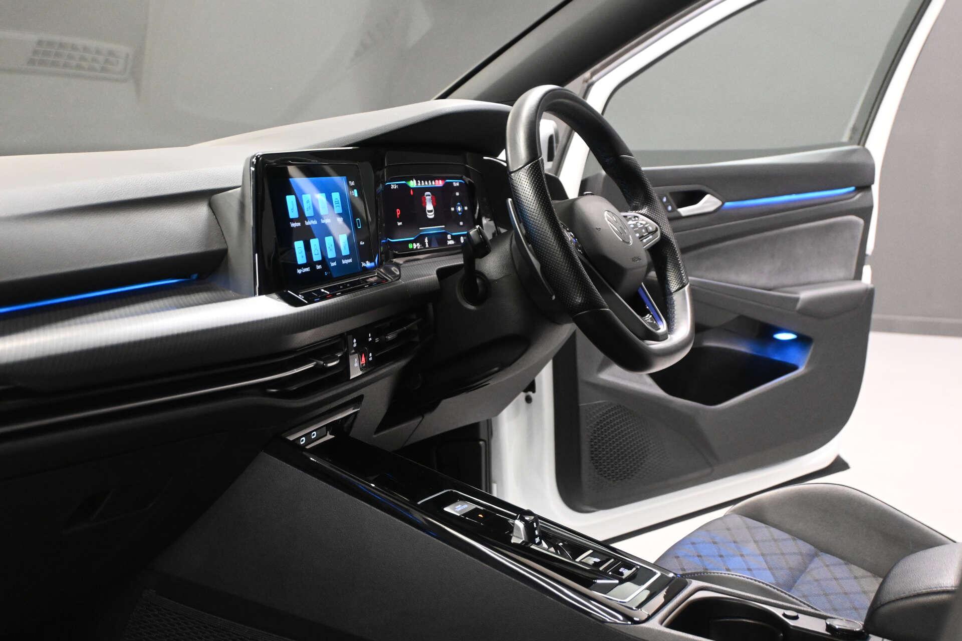 Volkswagen Golf view 7