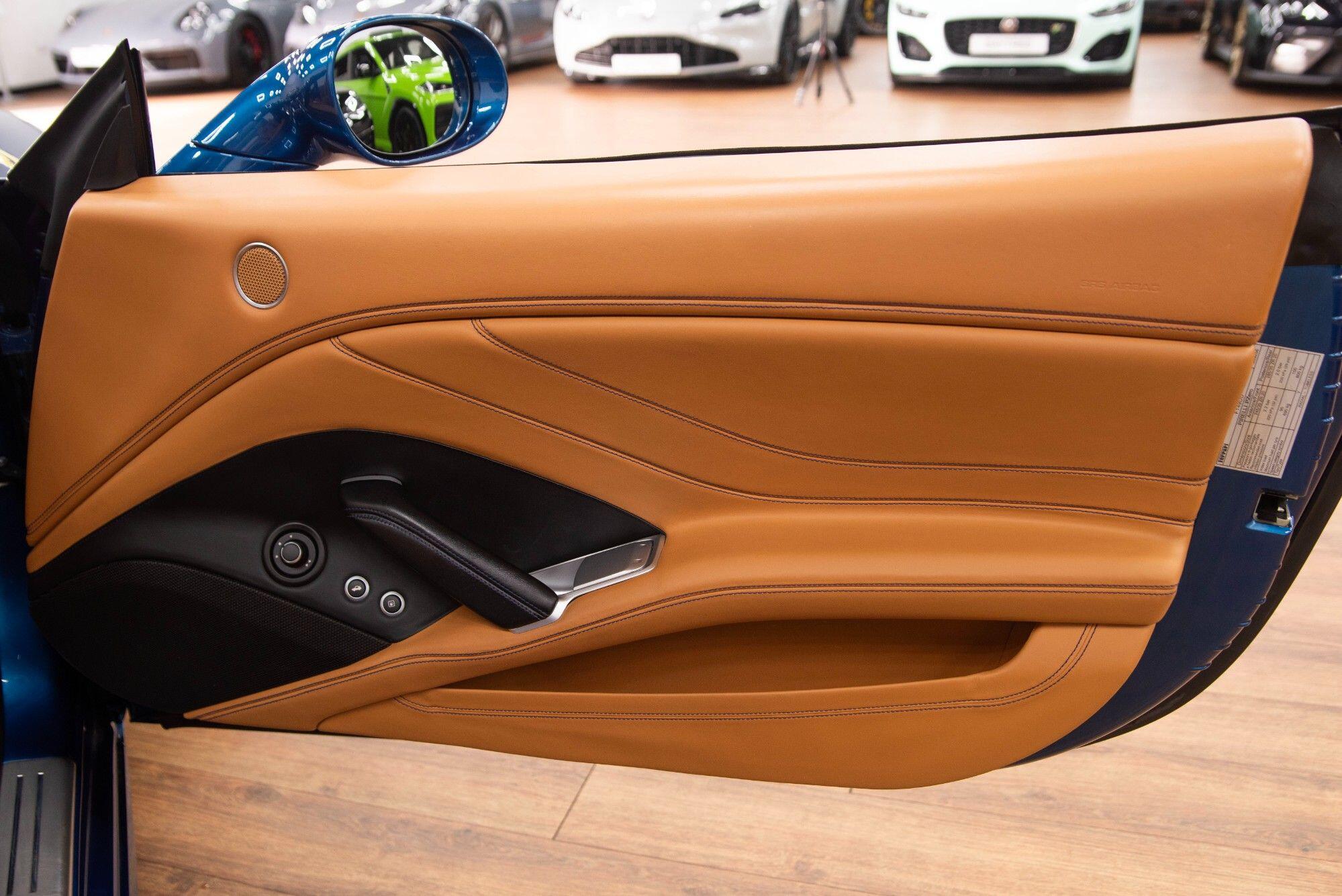 Ferrari California view 24