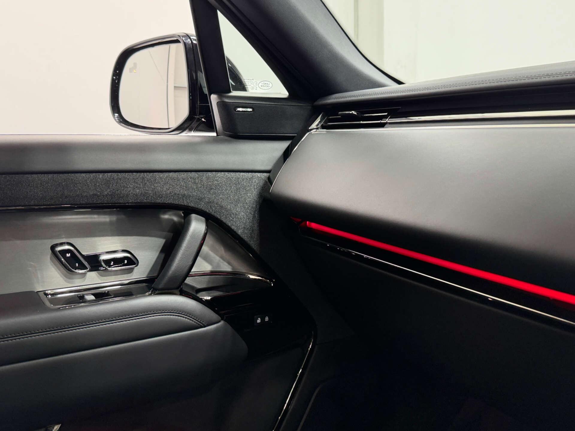 Land Rover Range Rover Sport view 29